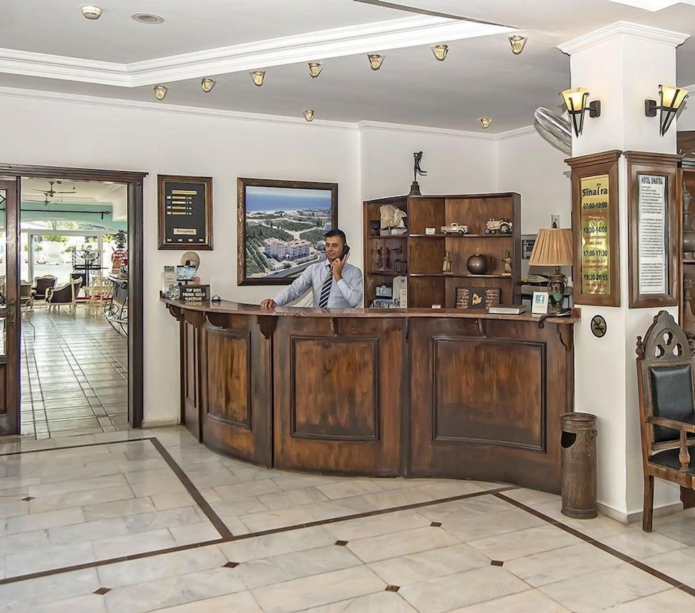 Hotel Sinatra Kemer Exteriör bild